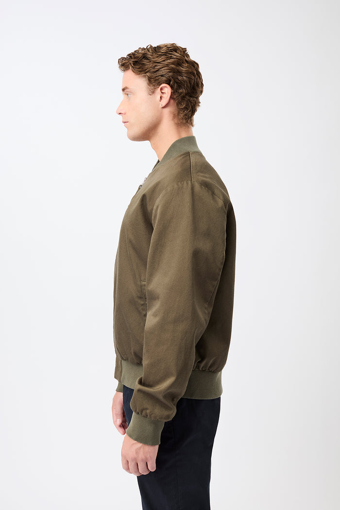 Bomberjacke mit Rippenbund aus Bio-Baumwolle (Stone Moss)
