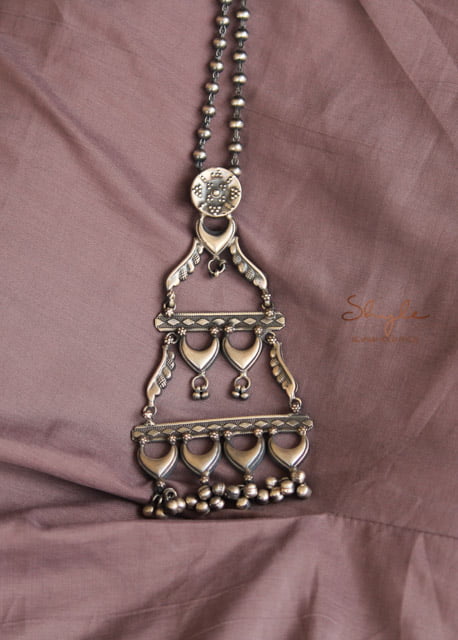 Mizoya Layered Quirky Necklace