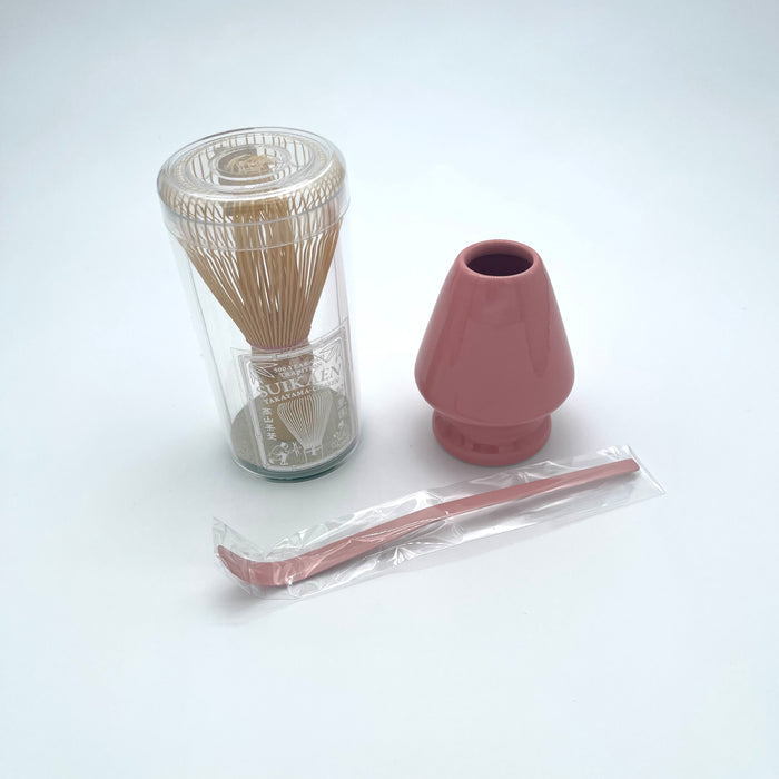 Suikaen Tanimura Yasuburo: Chasen Matcha Whisk, Niji Tsubaki (虹椿) yunomi.life