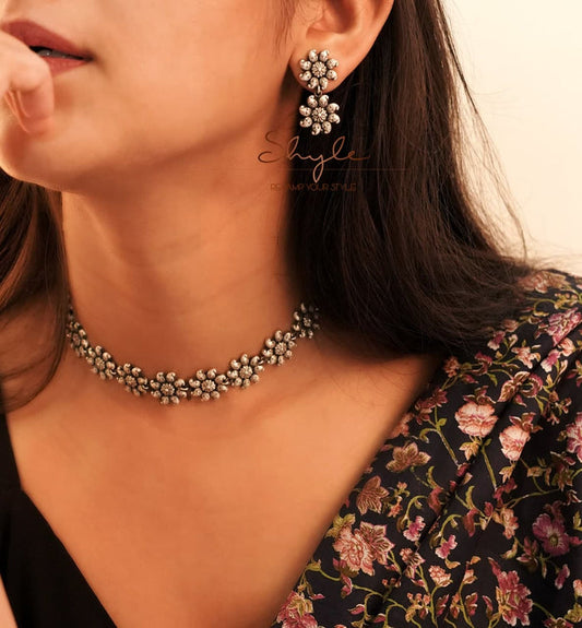 Adya Intricate Flower Sequence Choker Set