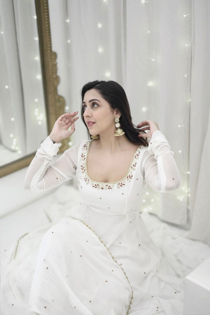 Embracing Grace and Beauty a Timeless White Dress