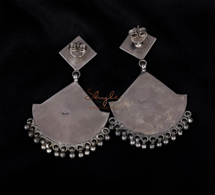 Mizoya Intricate Classic Earrings back