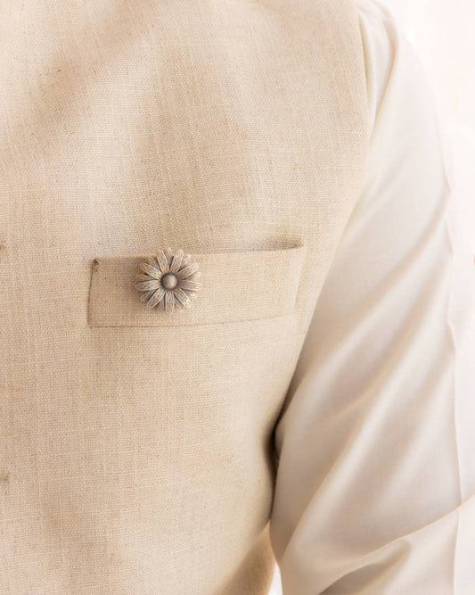 Moh Intricate Sunflower Brooch